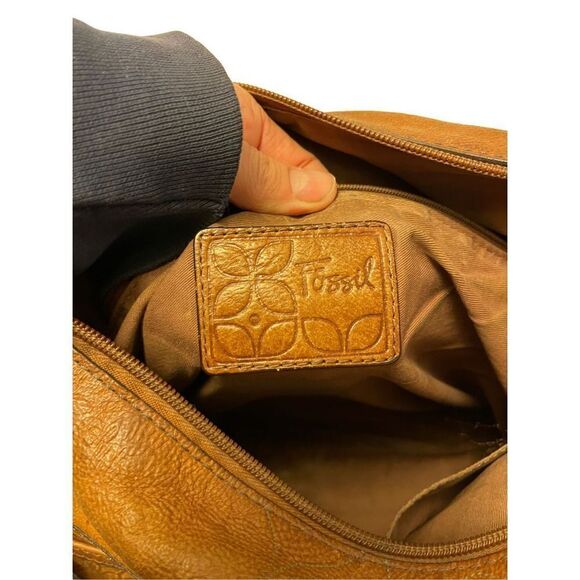 Fossil - Rustic Saddle Bag - Picture 3 of 12